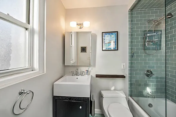 Sold by Keller Williams NYC | media 15