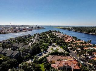 1010 Royal Pass Rd, Tampa, FL 33602