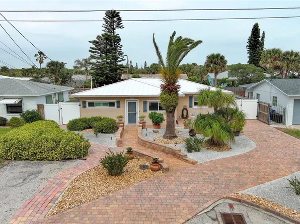 212 Robinson Rd, New Smyrna Beach, FL 32169