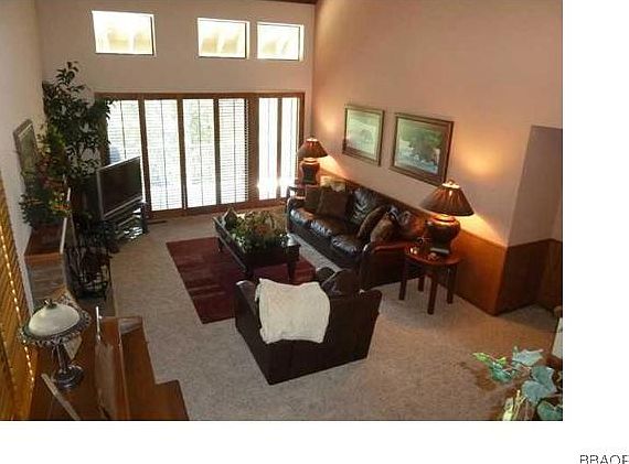 3rd image of 27564 Ashwood Ln #27564
