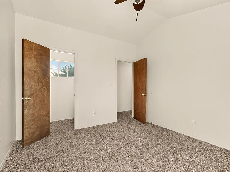 7817 Sunrose Dr NW — Photo 16