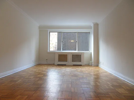 Rented by Stonehenge NYC LLC | media 26