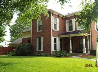 15 W Pine St, Knightstown, IN