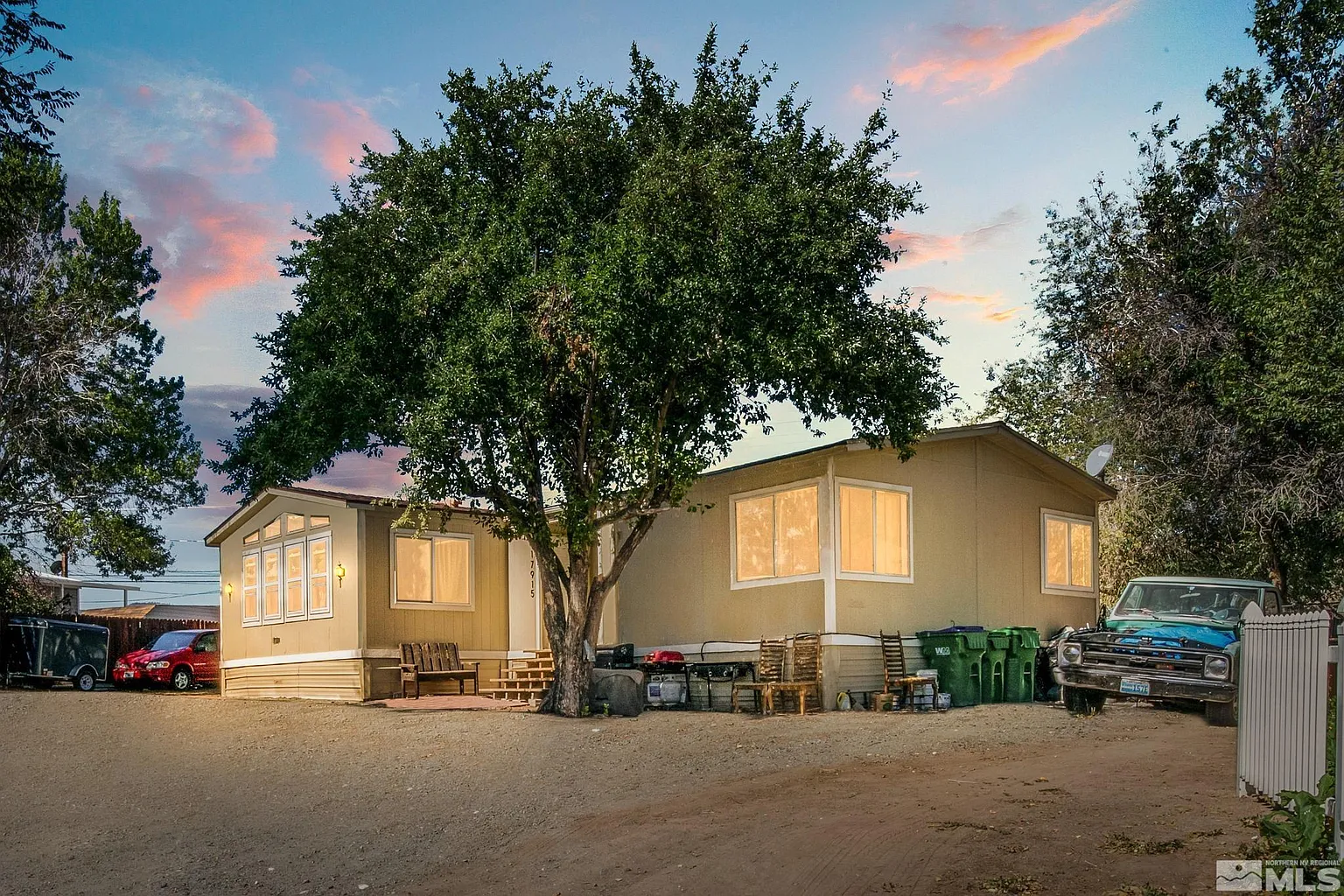 17915 Blackbird Dr photo 1