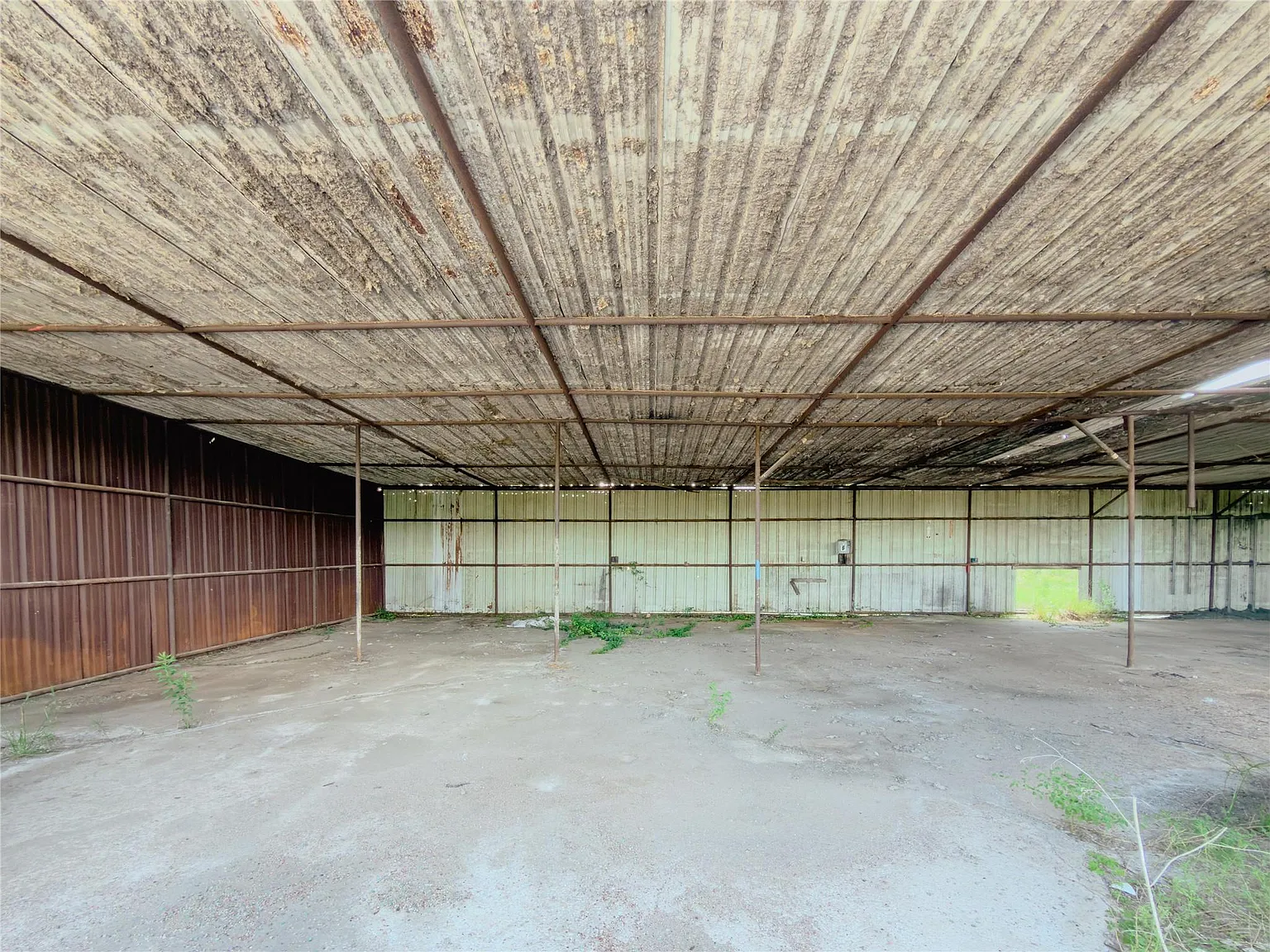 Studio, $5,000 — Photo 3