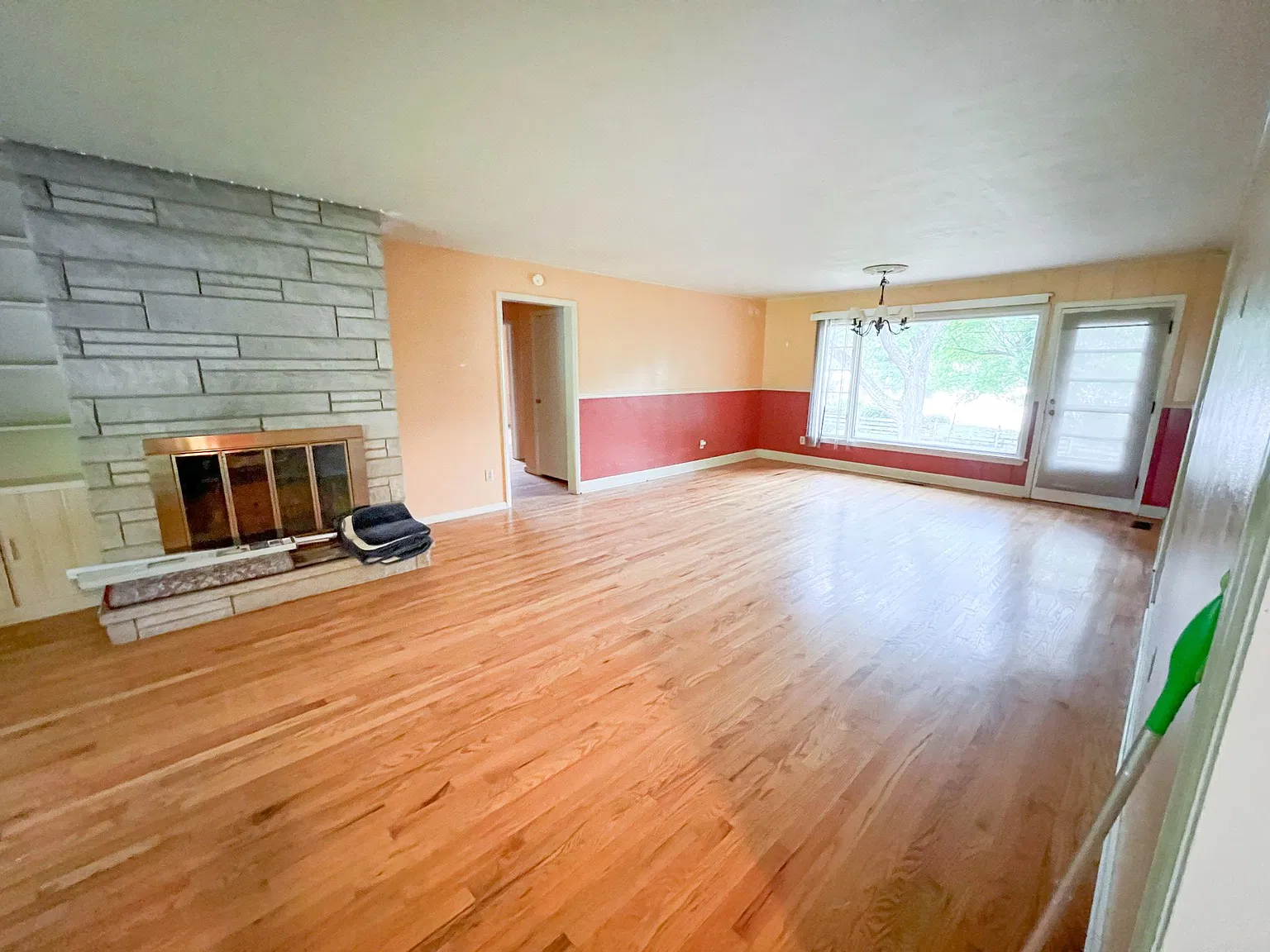 707 S High St — Photo 1