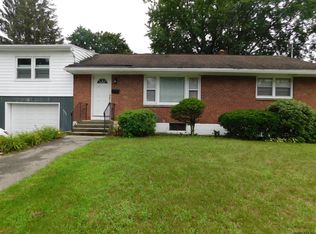 2902 Gibson St, Schenectady, NY 12304