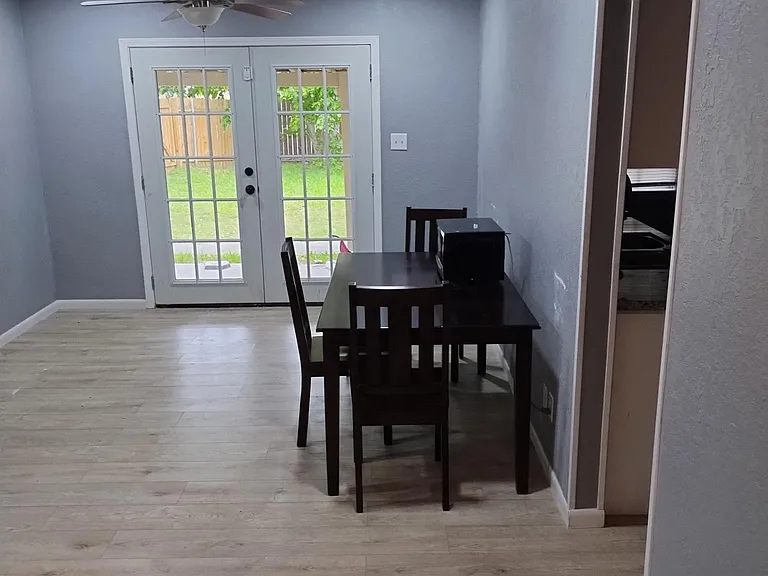 128 Moonlite Ln — Photo 2