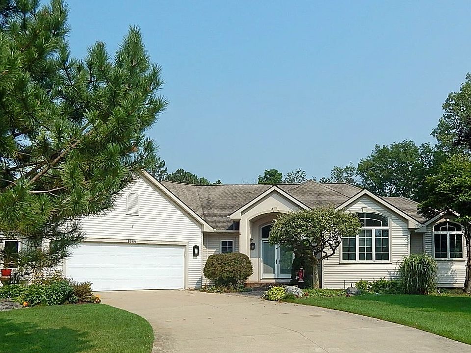1st image of 1846 Brookmoor Ct NE