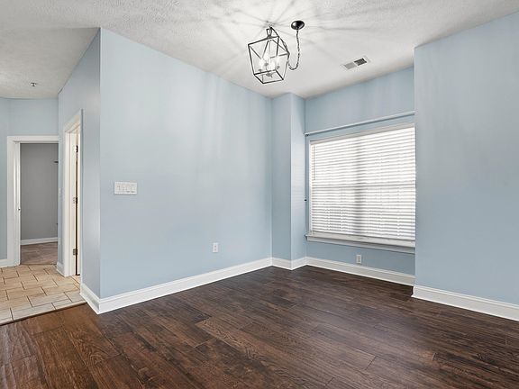 4th image of 5090 Windsor Green Way #101