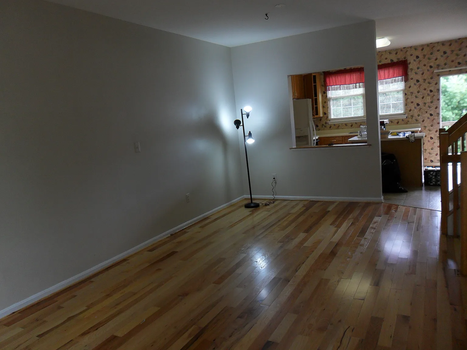 3 bed, 2.5 bath, 1500 sqft, $2,400 — Photo 3