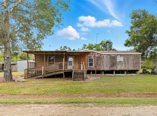 375 County Road 3129, Deweyville, TX 77614
