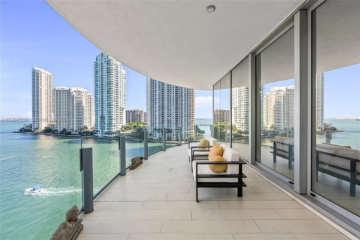 Building Photo - 300 Biscayne Boulevard Way #901E