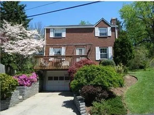 11717 Joan Dr, Pittsburgh, PA 15235