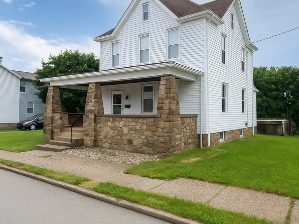 317 E 2nd Ave, Derry, PA 15627