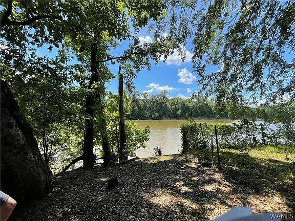 4th image of 195 Riverview Beach Rd