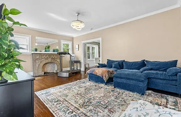2 bed, 1500 sqft, $1,650 — Photo 2