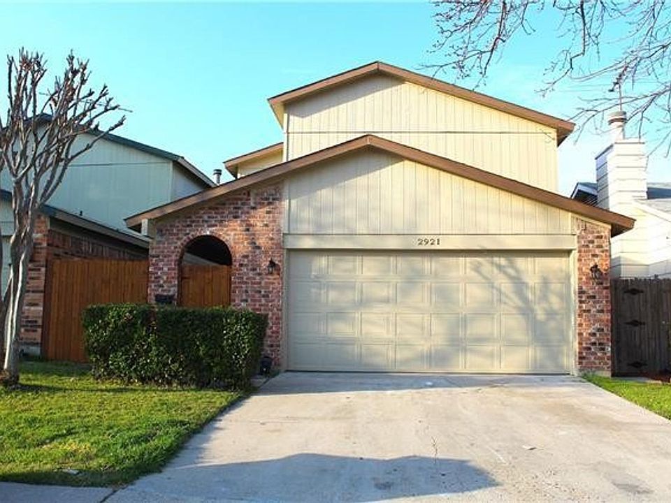 1st image of 2921 Pegasus Dr