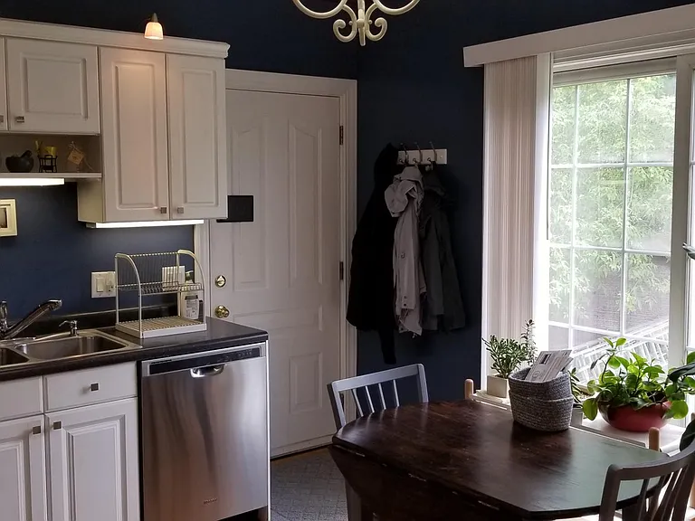 1711 E Thomas Ave — Photo 13
