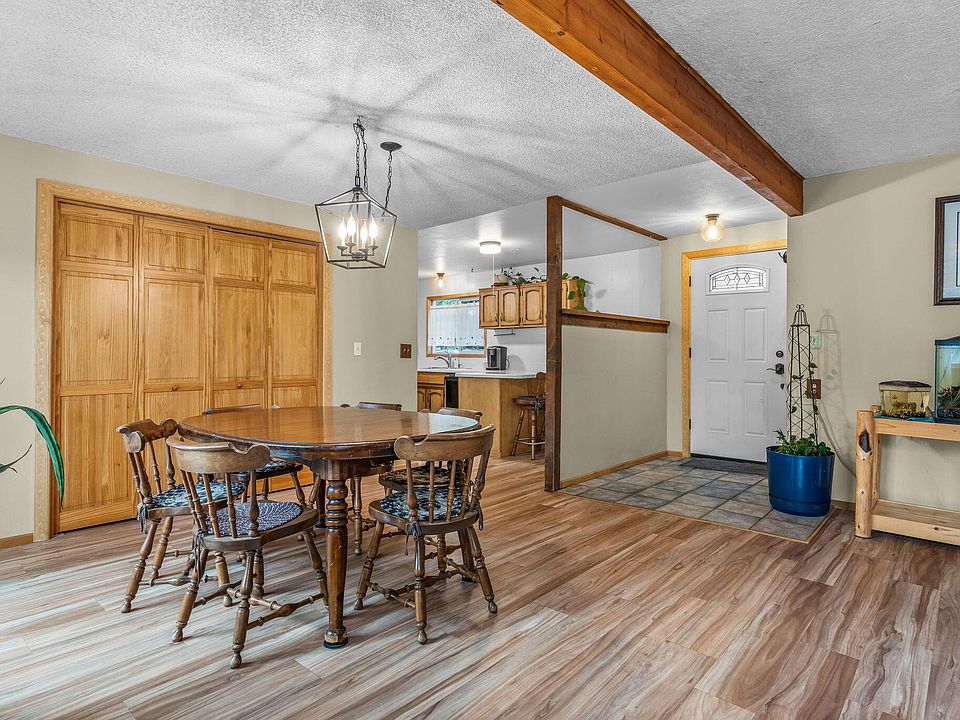 entry dining-10>