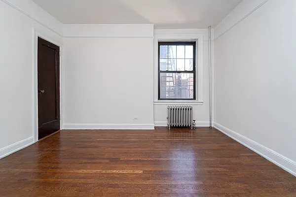 Rented by Modern Spaces | media 11