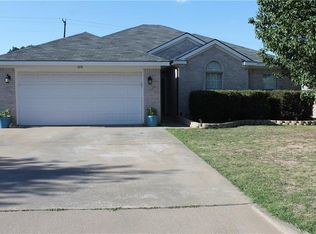 326 Dalhart Dr, Weatherford, TX 76086