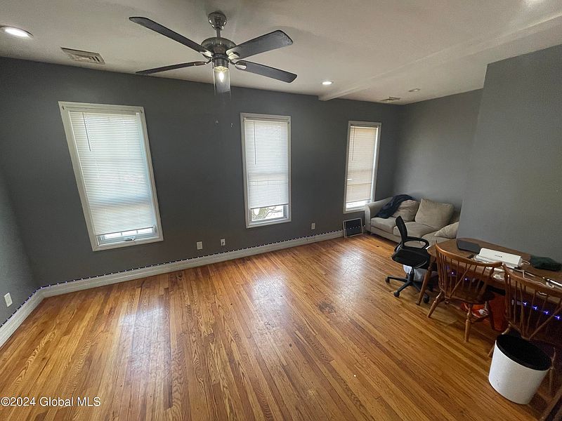 2nd image of 556 Washington Avenue