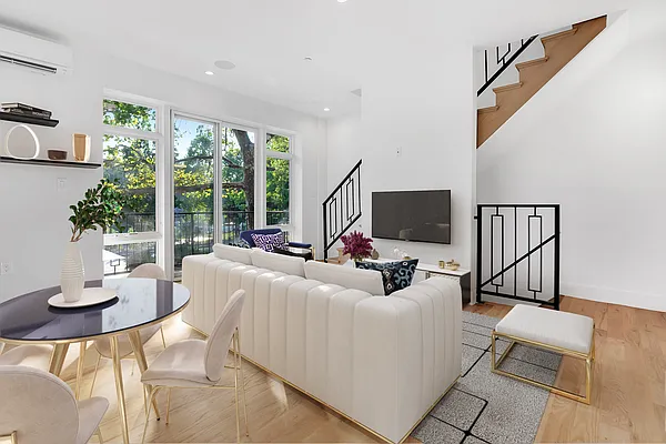 Rented by Compass | media 2