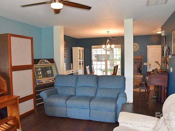 5th image of 9007 Goldfields Dr