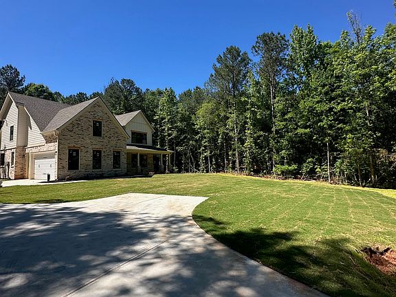 2nd image of 125 Maple Valley Dr