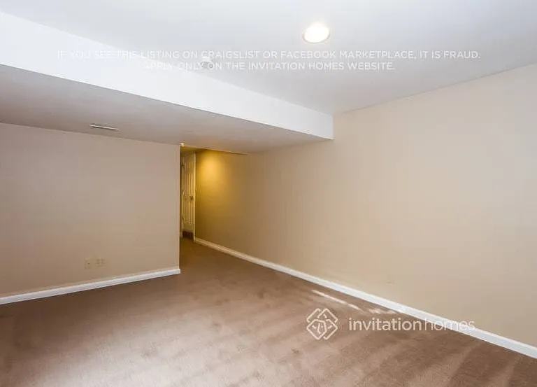 392 Balsa Dr — Photo 16