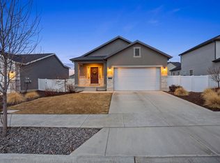 1259 E Kelsey Dr, Eagle Mountain, UT 84005