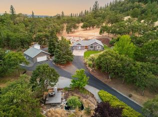 16733 Jones Rd, White City, OR 97503