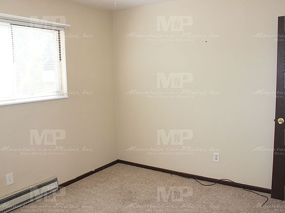 5th image of 1709 Banyan Dr
