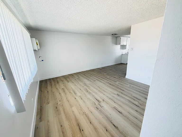 21049 Bryant St #9 — Photo 17
