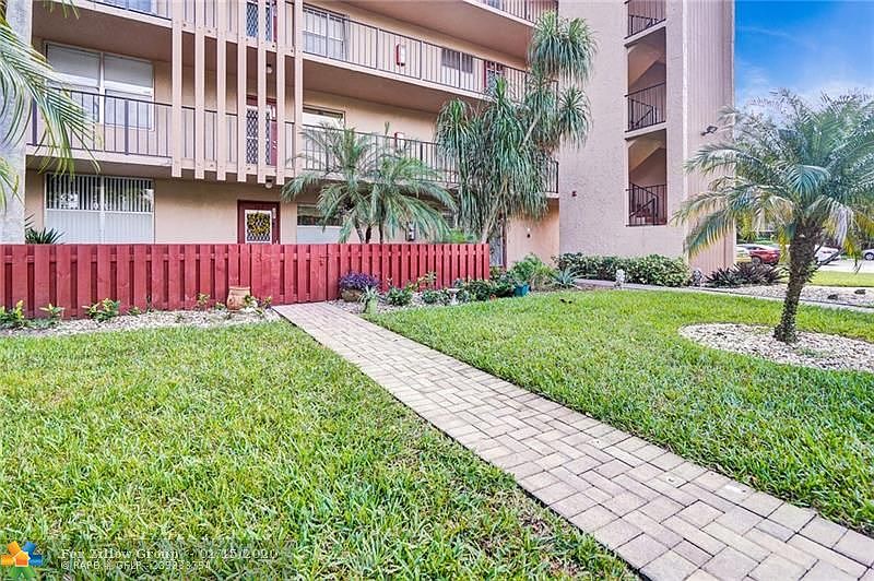 1st image of 370 NW 76th Ave APT 107