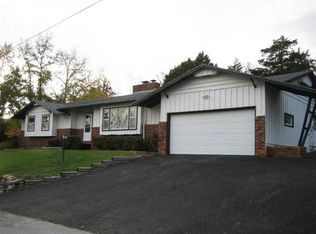 12 Whiterock Ln, Kimberling City, MO 65686