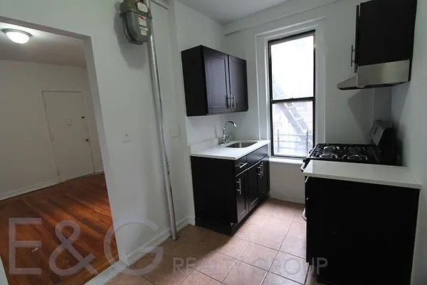 Rented by E and G Realty Group | media 8