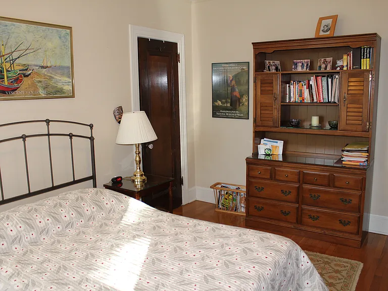 888 Farmington Ave #D — Photo 13