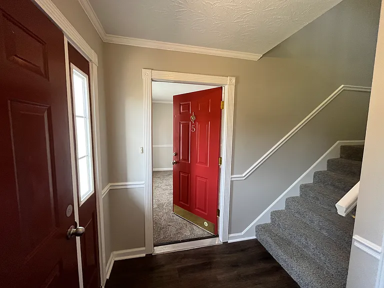 920 E Main St — Photo 12