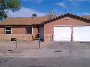 312 Gaslight Ln SW, Albuquerque, NM 87121