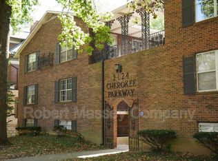 2124 Cherokee Pkwy #206, Louisville, KY 40204