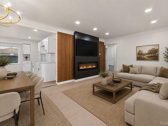 3rd image of 22679 Oconnor St