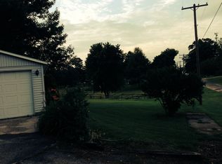 130 Maple St, Neponset, IL 61345