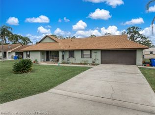 327 S Huckleberry Lake Dr, Sebring, FL 33875