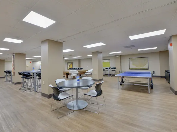 232 Harmon Cove Tower image 35 of 46