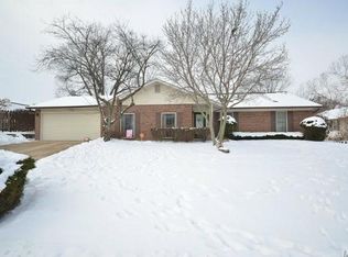 3005 Bluffwood Dr, Saint Charles, MO 63301