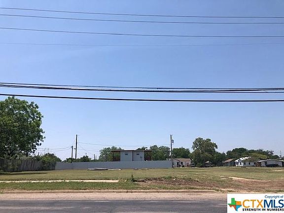 2nd image of 225 N Gilmer St