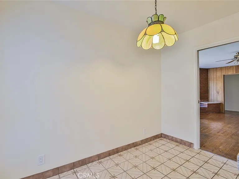 3744 Pine Ave — Photo 13