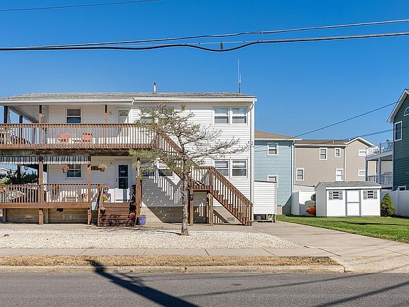 3rd image of 3817 Central Ave